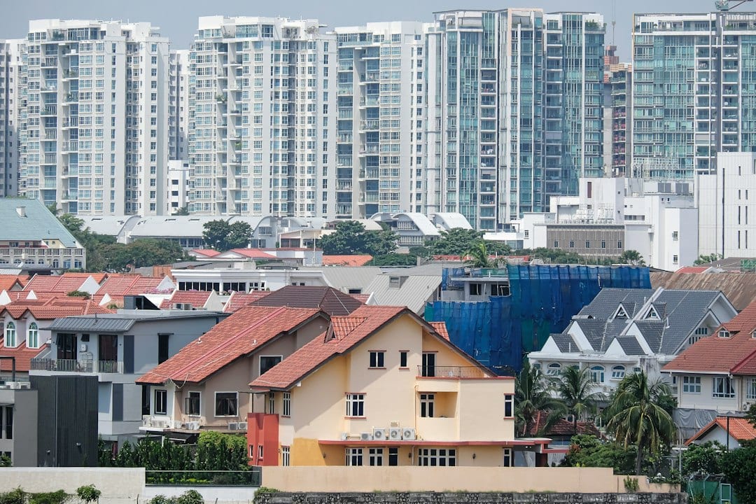 Singapore cluster house development